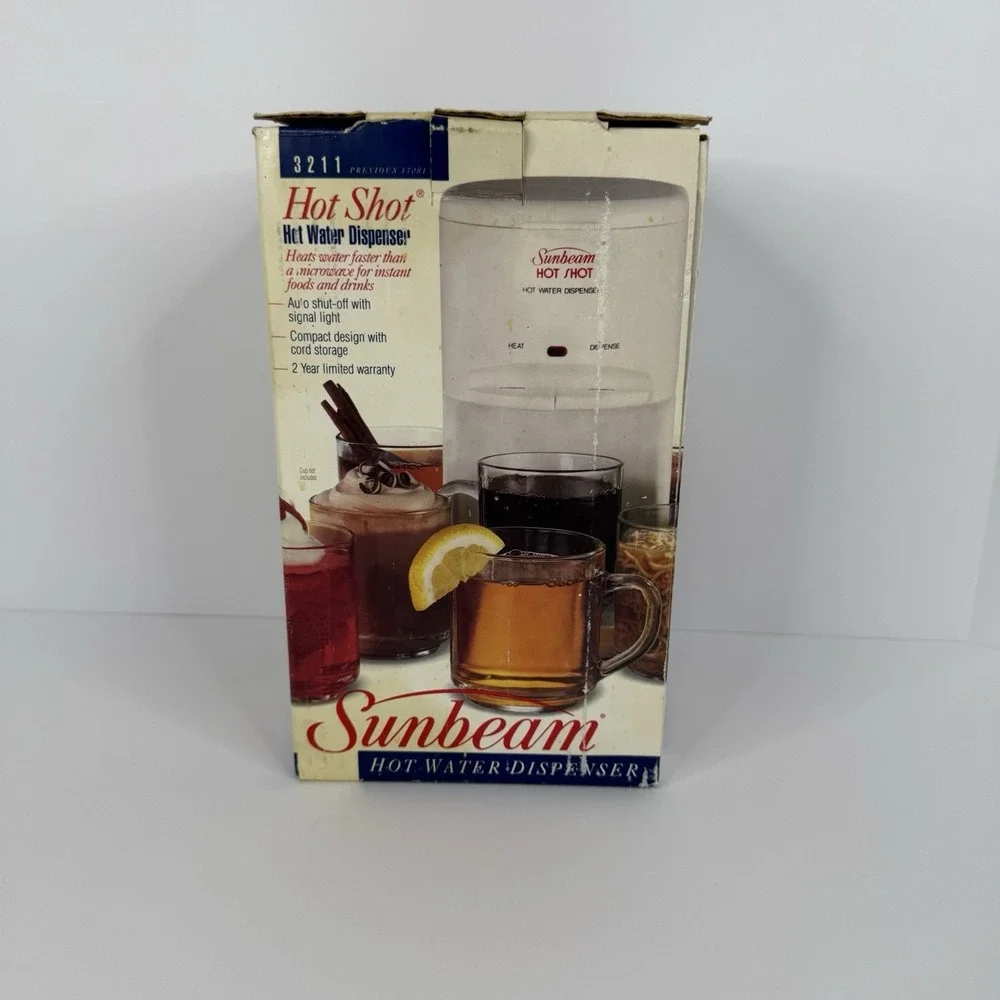 VTG Sunbeam Hot Shot Hot Water Dispenser 3211 White In Original Box Tested Works